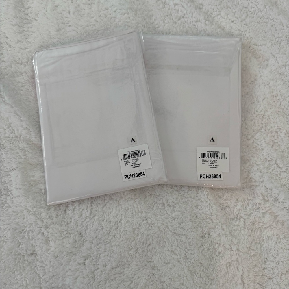 NWT Set of 2 Annie Selke Trio Pillow Sham with Bold Fuchsia  Stripes - Picture 4 of 5